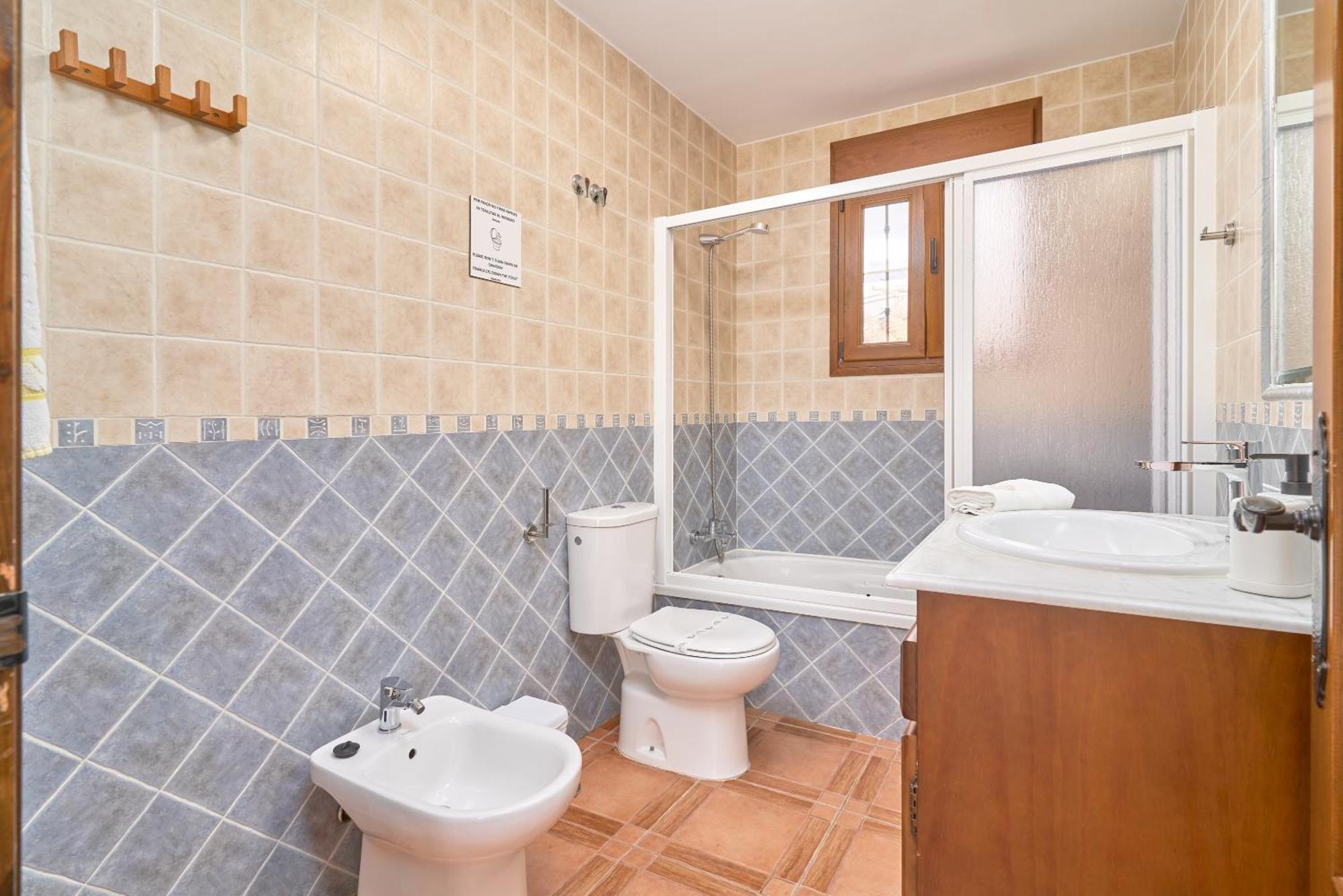 Villa Javier En Sayalonga ภายนอก รูปภาพ